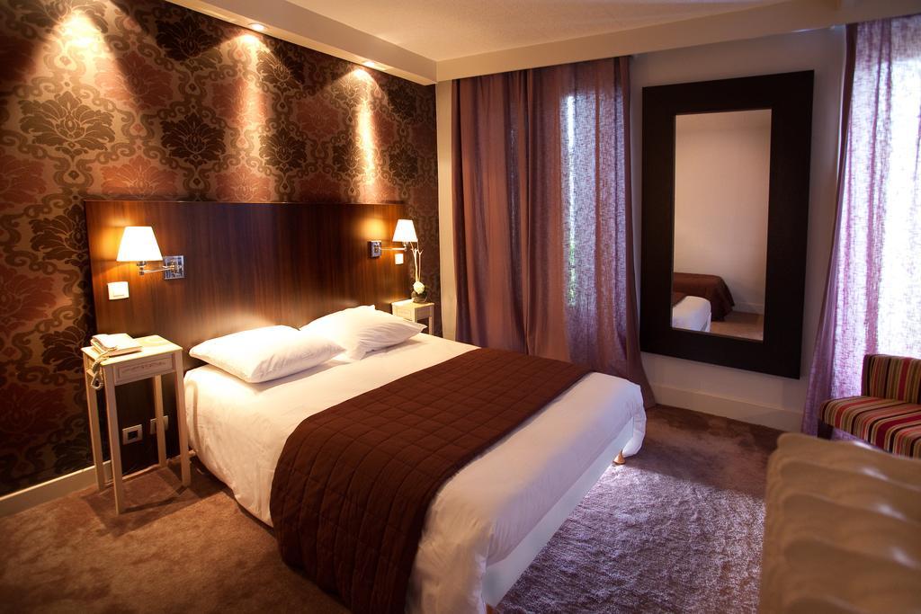 Hotel Les Negociants Valence  Esterno foto