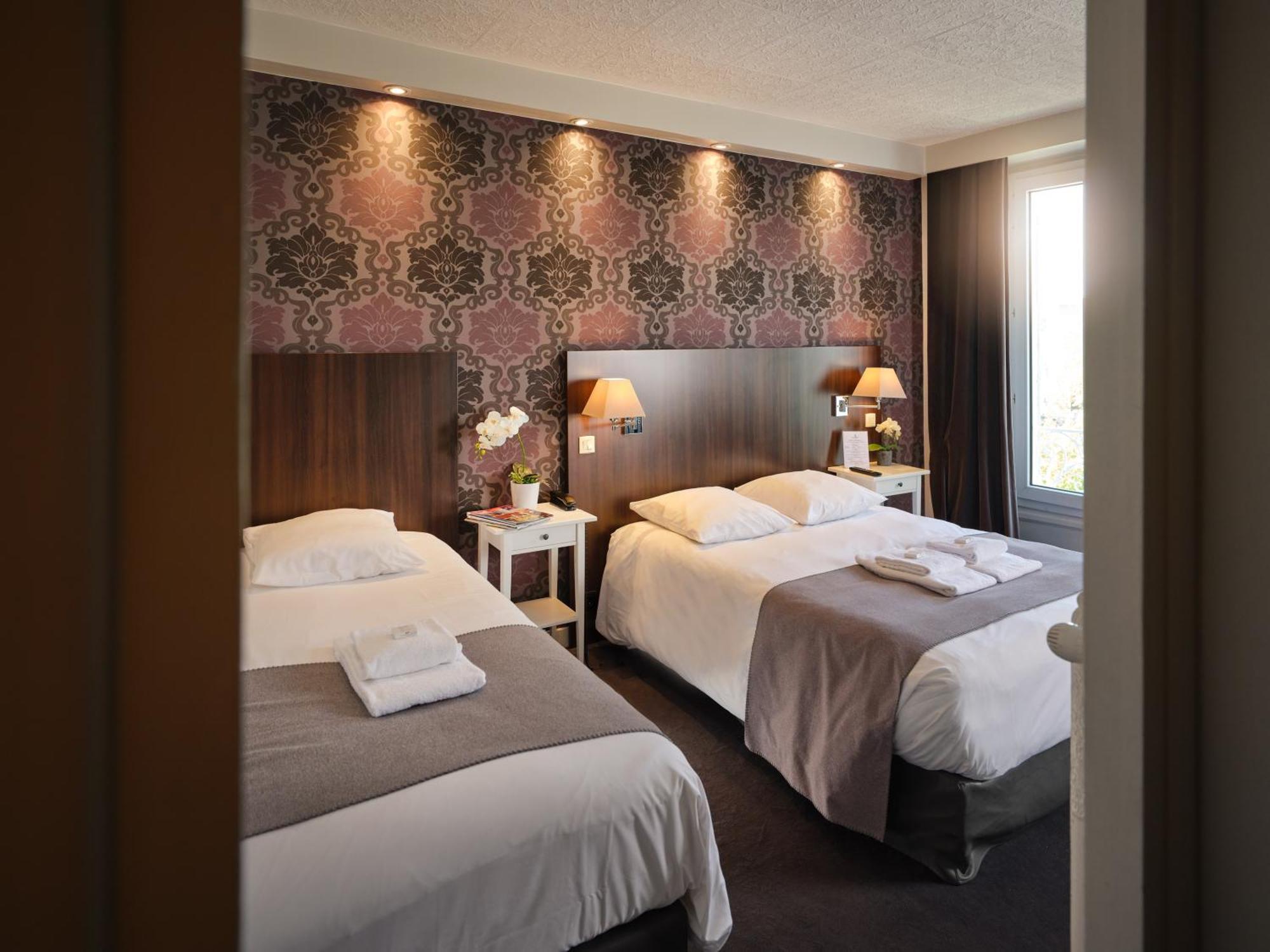 Hotel Les Negociants Valence  Esterno foto